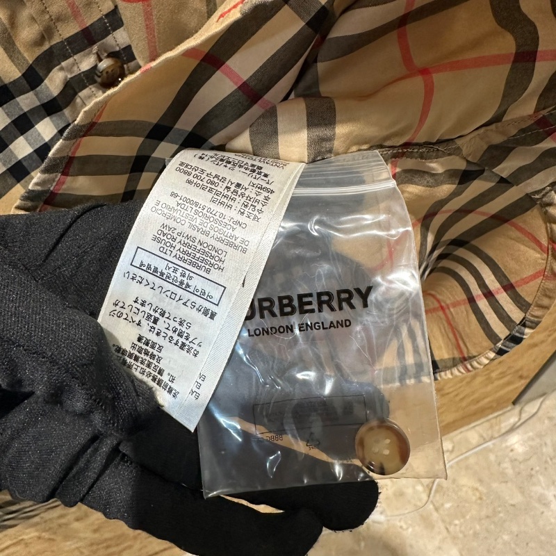 【美收精品】BURBERRY 茶色格紋襯衫 4-739-8