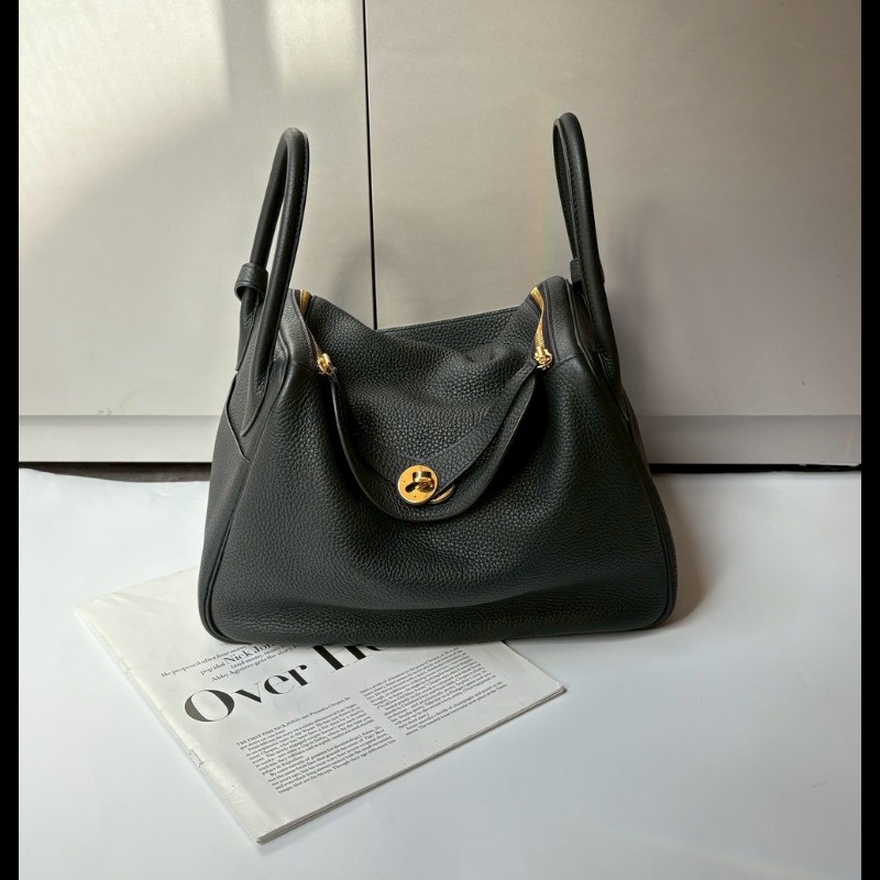 Hermes 金釦黑皮肩側包 Lindy 30-0