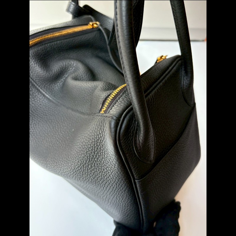 Hermes 金釦黑皮肩側包 Lindy 30-7