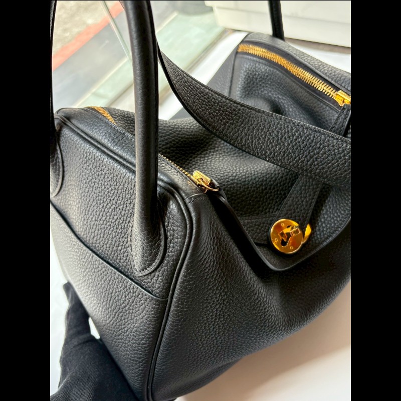 Hermes 金釦黑皮肩側包 Lindy 30-10