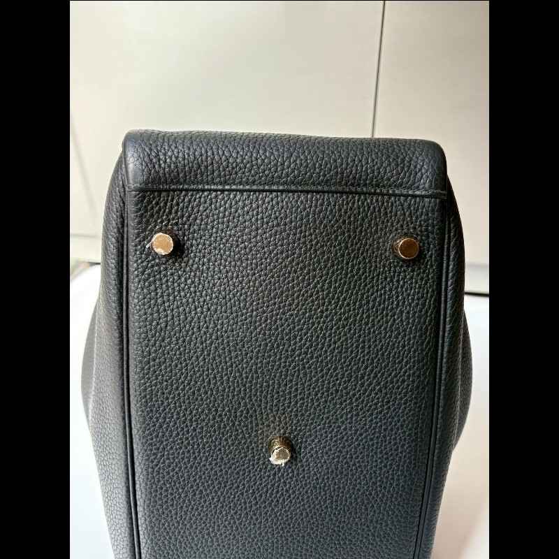 Hermes 金釦黑皮肩側包 Lindy 30-15