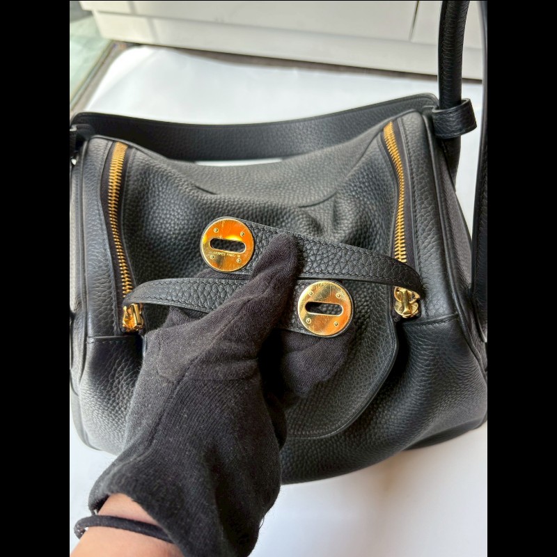 Hermes 金釦黑皮肩側包 Lindy 30-29