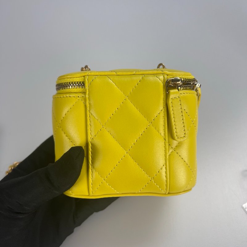 CHANEL VANITY化妝盒包MINI 羊皮黃AP1447/晶片款-1