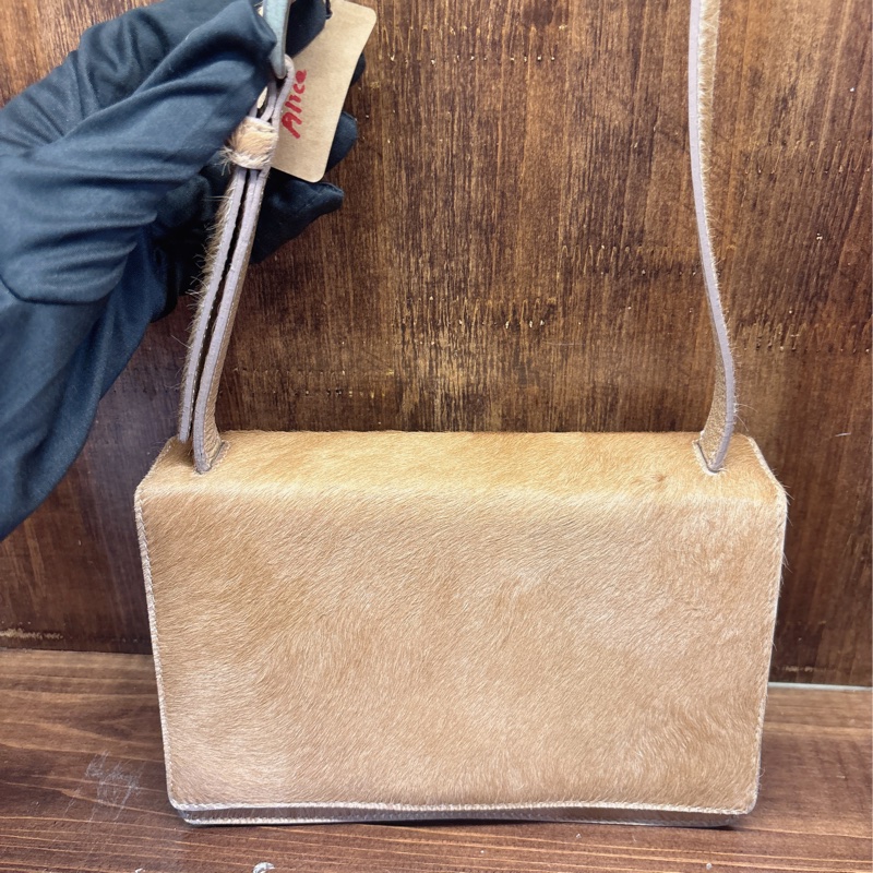 Prada 牛毛斜挎包-2