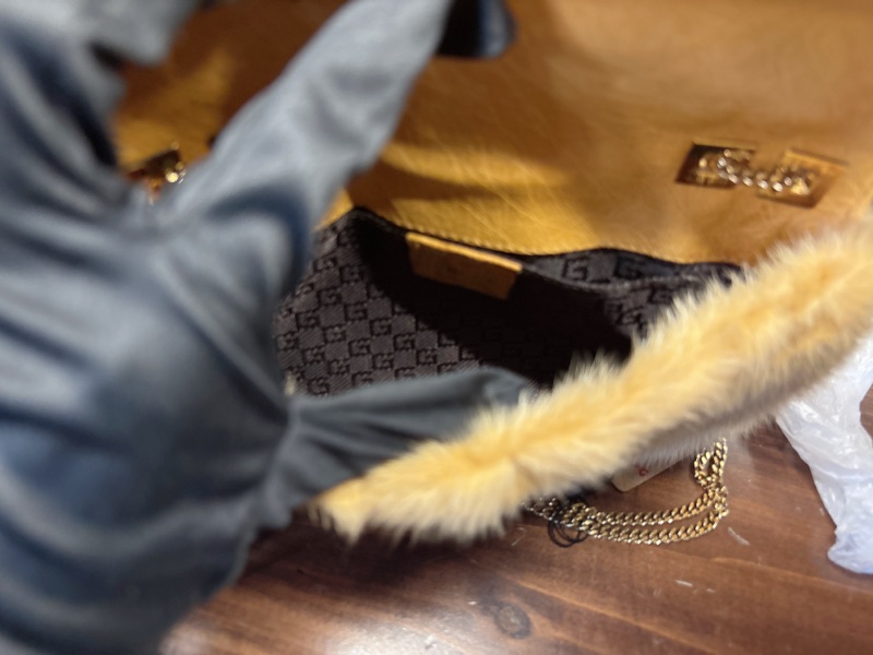 Gucci 鸵鳥皮毛手提包-6