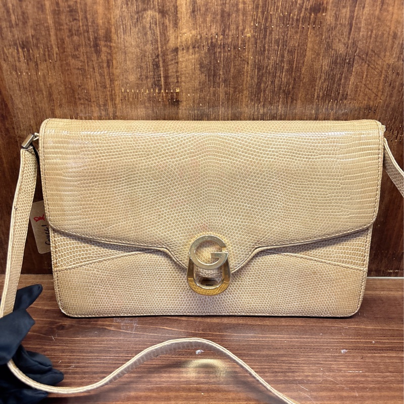 金色G字扣手提包-0