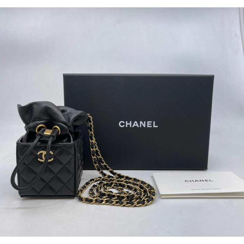 【包稅】CHANEL 黑色迷你水桶鏈條斜背包-1