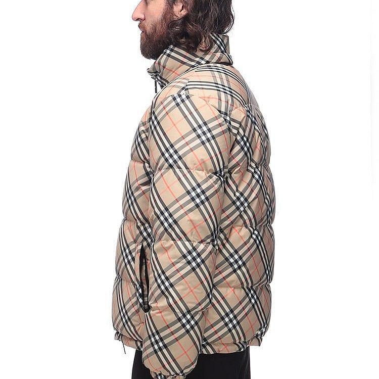 💎Han's house精品服飾💎 Burberry雙面穿格紋羽絨 外套 原價69000-3