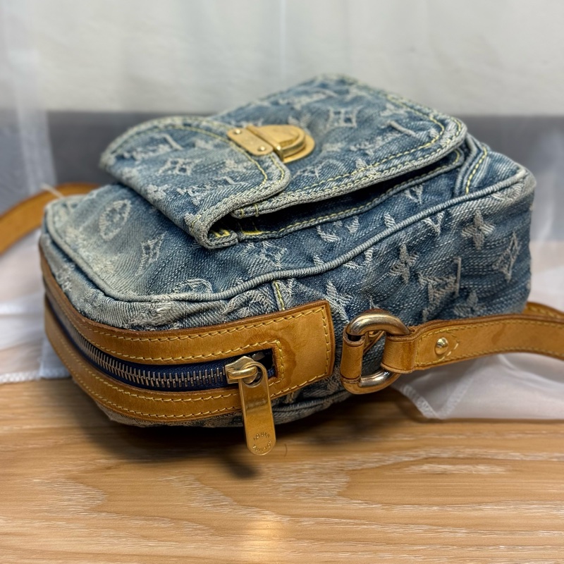 Lv vintage 單寧牛仔相機包-3