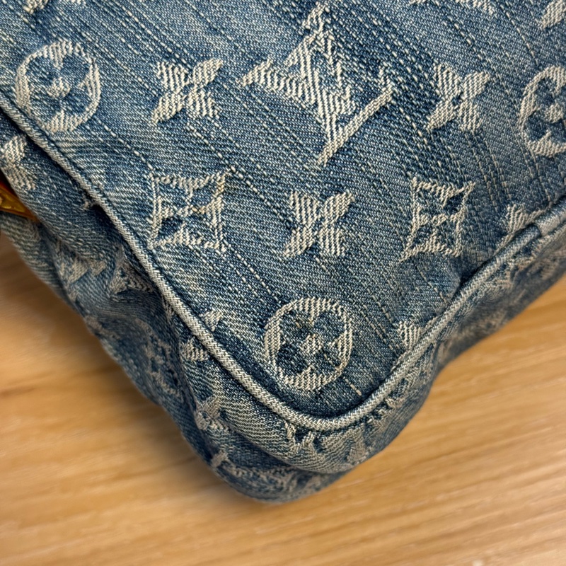 Lv vintage 單寧牛仔相機包-8