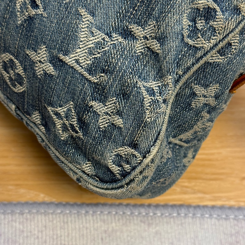 Lv vintage 單寧牛仔相機包-9