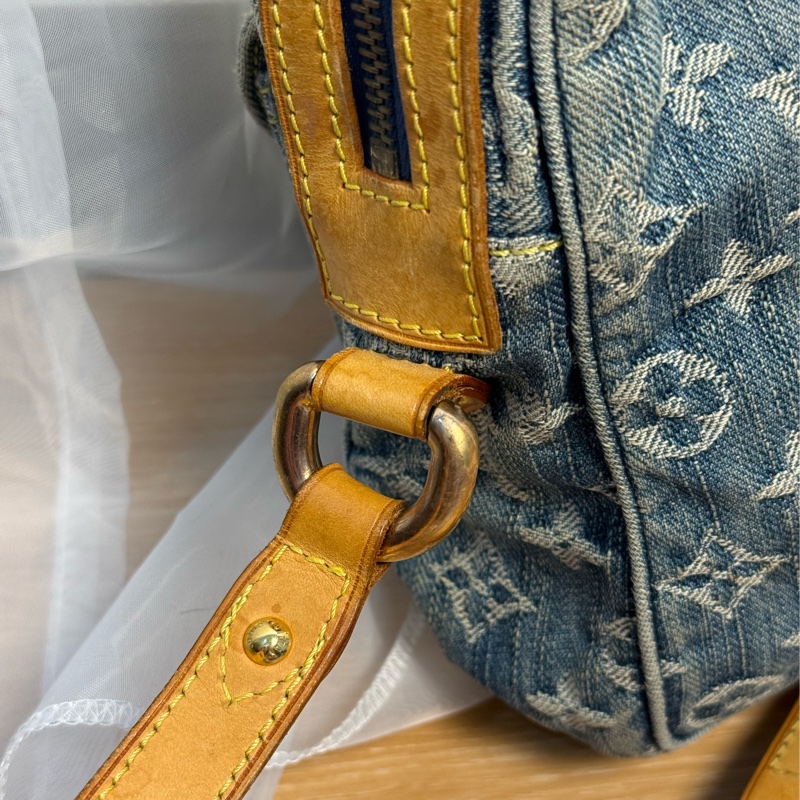 Lv vintage 單寧牛仔相機包-11