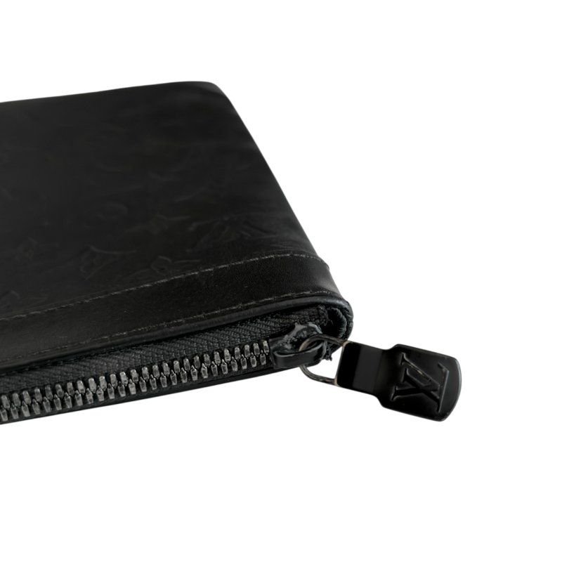 LOUIS VUITTON Shadow Discovery 老花壓紋 手包-3