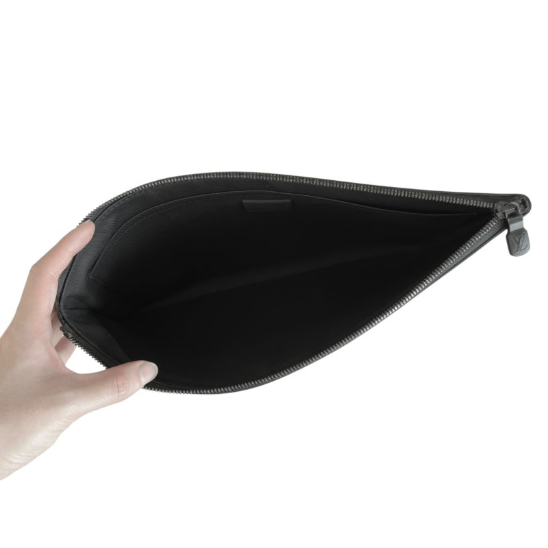 LOUIS VUITTON Shadow Discovery 老花壓紋 手包-8