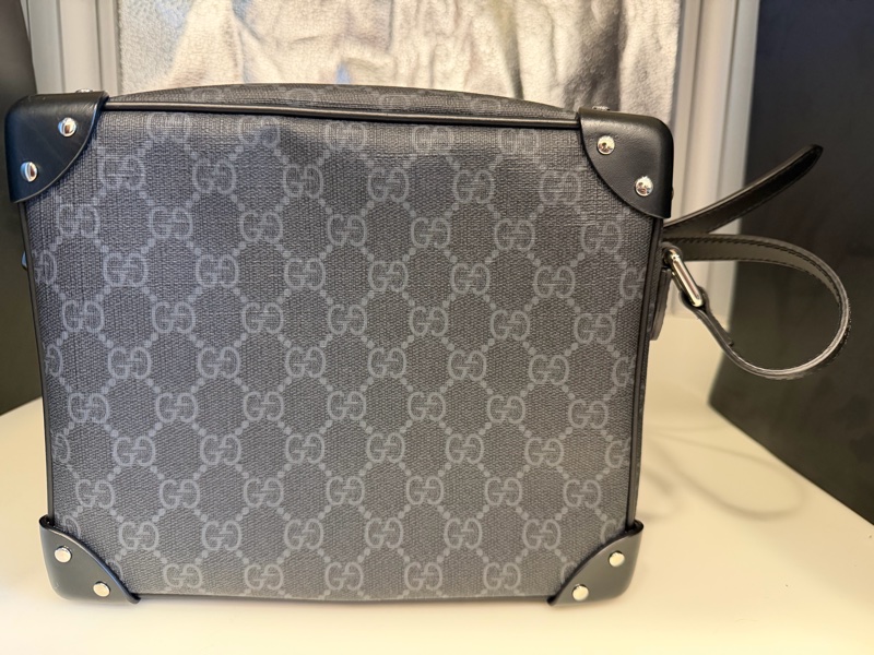 GUCCI 古馳 GG LOGO方形箱包/斜背包(黑灰)-1