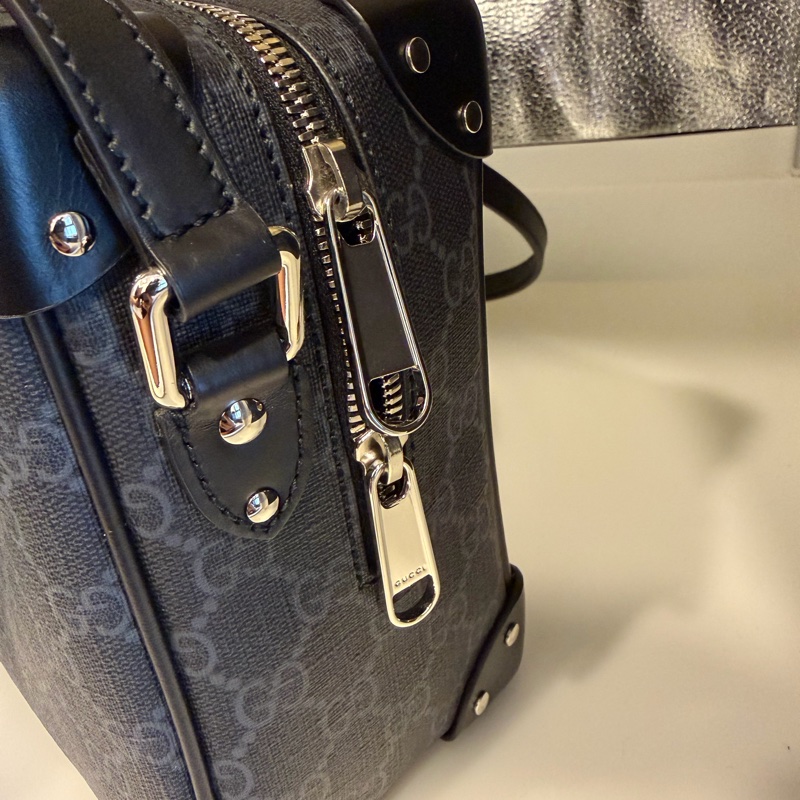 GUCCI 古馳 GG LOGO方形箱包/斜背包(黑灰)-5