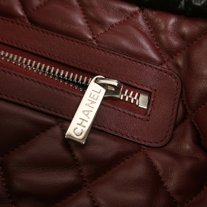 CHANEL 牛皮皮革Coco Cocoon銀扣手挽袋-13