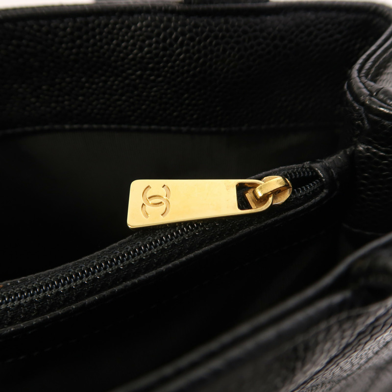 CHANEL 牛皮皮革Vintage Tote Bag金扣肩背袋-16