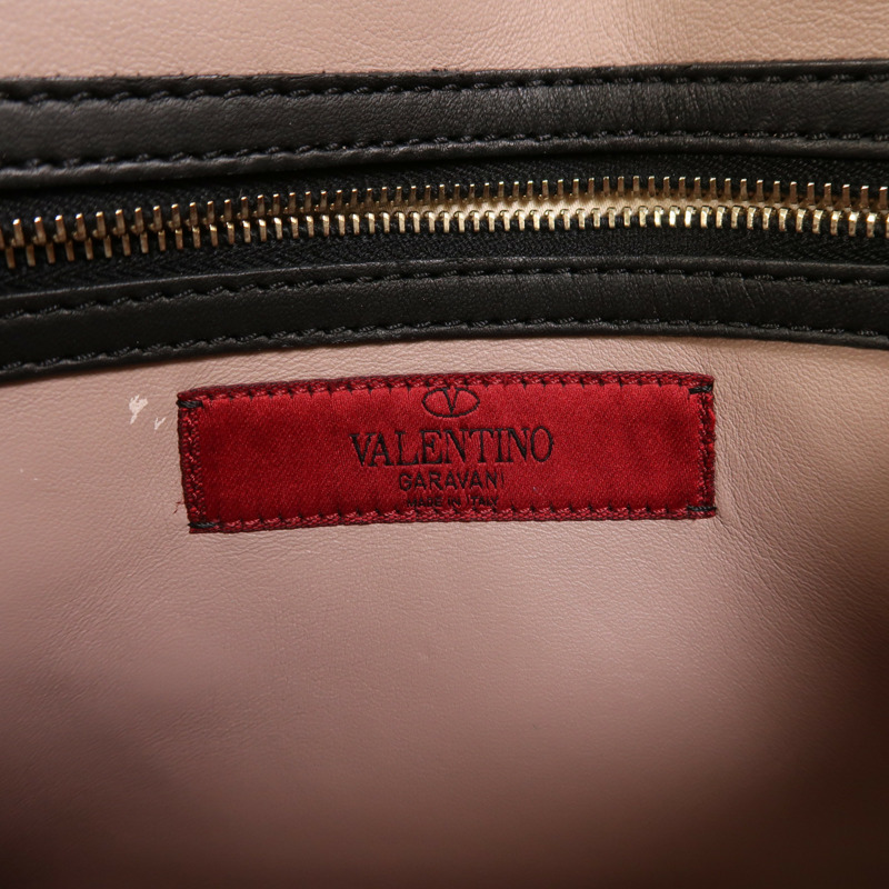 Valentino 牛皮皮革Garavani Rockstud Clutch金扣手拿包-6