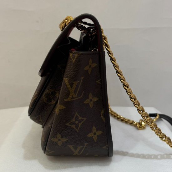 Louis Vuitton老花金鏈passy-1