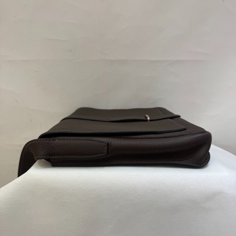 Hermes深咖steve light junior 斜背包-3