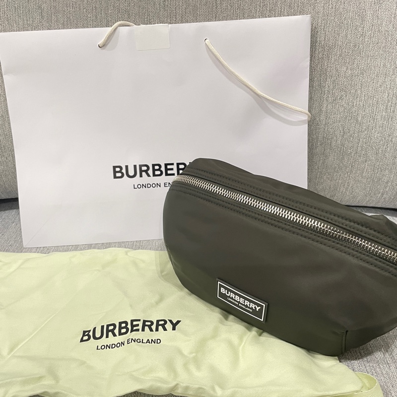 Burberry 胸口包/斜揹包-0