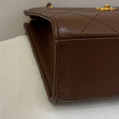 CHANEL 深棕色金鍊肩背-5