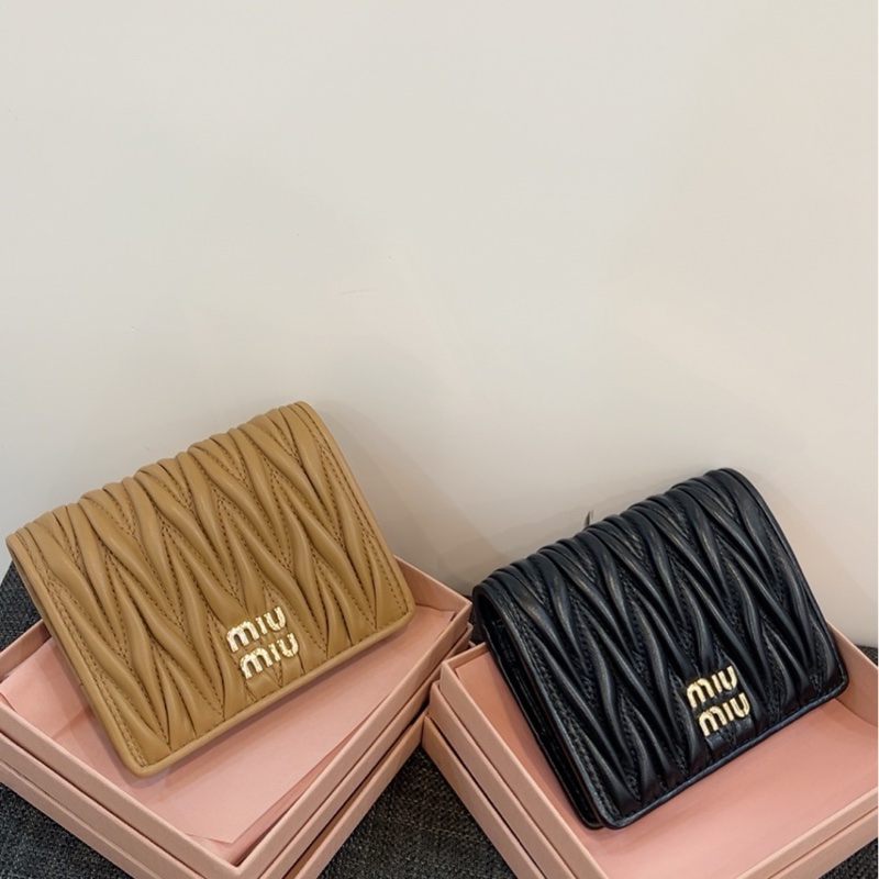 💕💕miumiu 原價$5300 *5MV204 AFPP F098L*-1