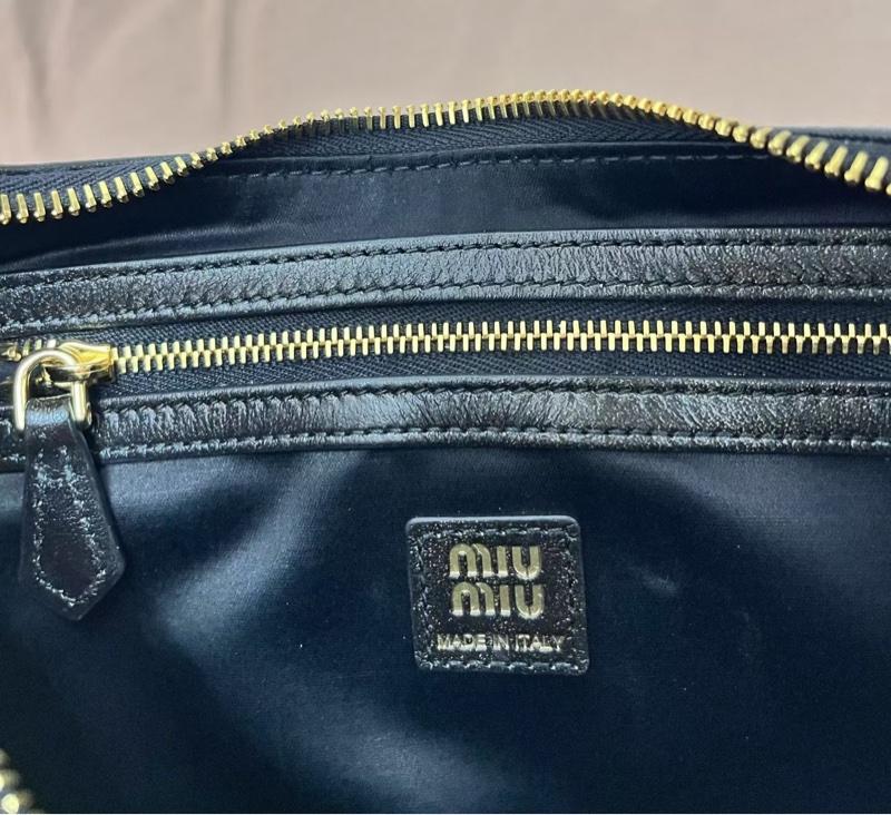 💕💕miumiu🆕Style Parts #5BC188 AF8T F0201 原價$28300-3