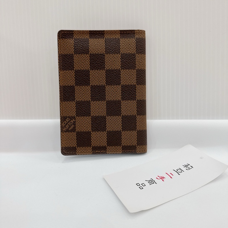 莉亞精品♡LV 棋盤格護照套 二手-2