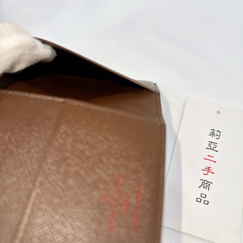 莉亞精品♡LV 棋盤格護照套 二手-13