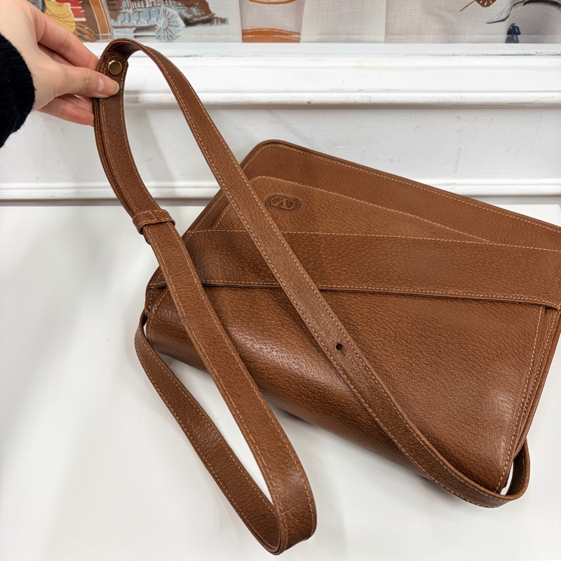 Valentino Garavani華倫天奴 真皮兩用包 斜背包 腋下包 義大利製-16