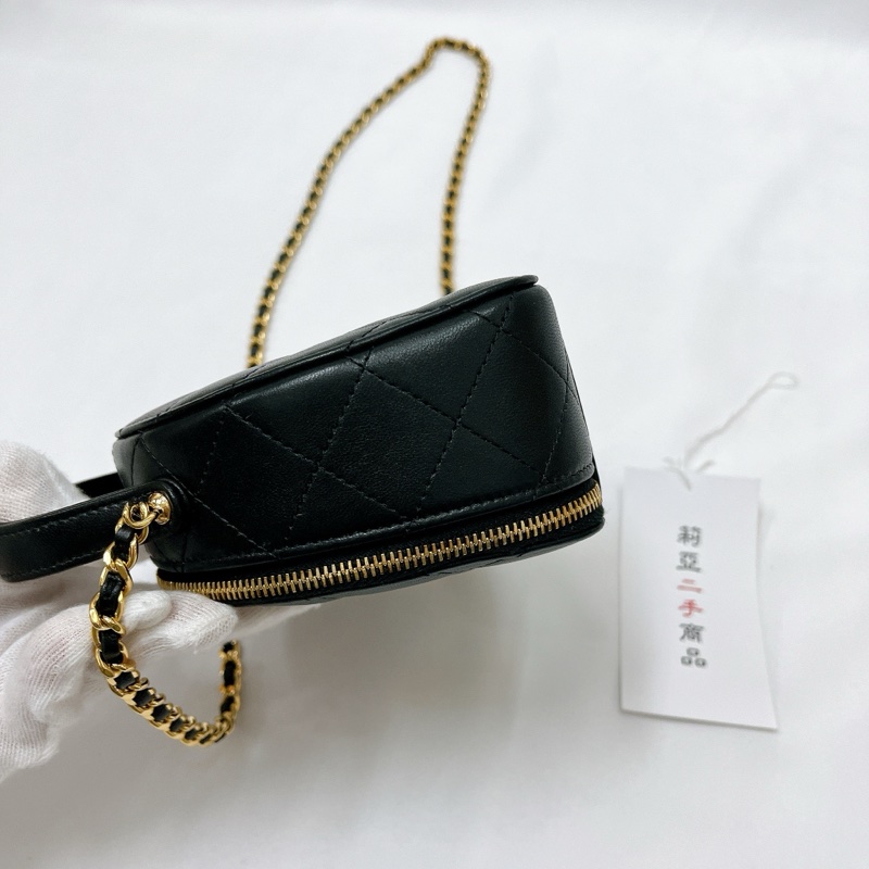 莉亞精品♡ Chanel AP3087 提把半月包 黑金 二手-6