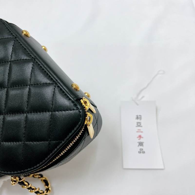 莉亞精品♡ Chanel AP3087 提把半月包 黑金 二手-11