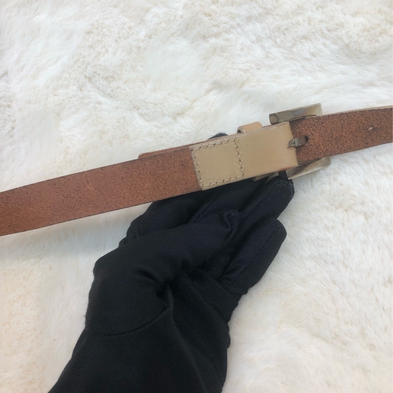 FENDI 卡其色毛毛袋 XC191-6