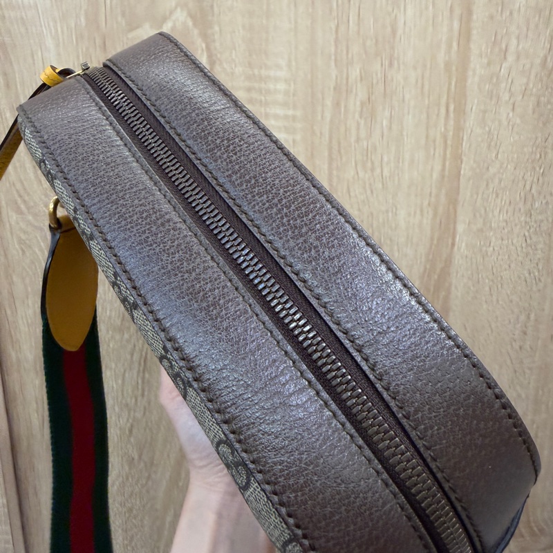 Gucci PVC咖牛皮霧金釦虎頭斜背相機包-4