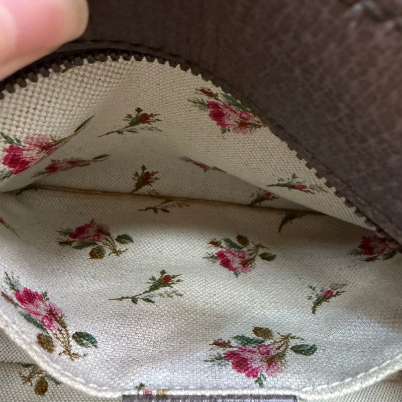 Gucci PVC咖牛皮霧金釦虎頭斜背相機包-12