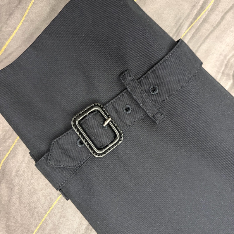 {年前限時清衣櫥啦！｝Burberry 短大衣 男款 52號 全新-5