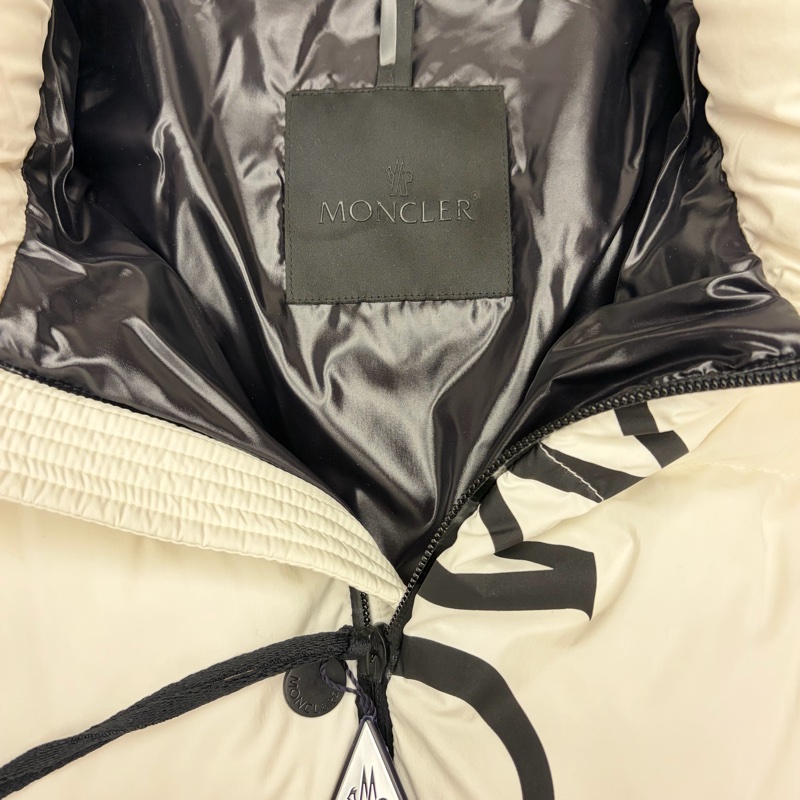 {年前限時清衣櫥啦！｝Moncler 男頂級羽絨 XL號 全新-2