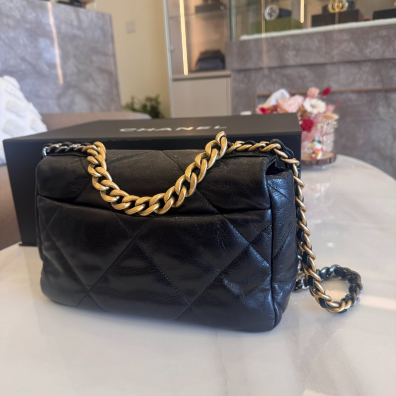 *SHIHNA名牌精品* CHANEL 黑色金扣 羊皮 19口蓋包-6