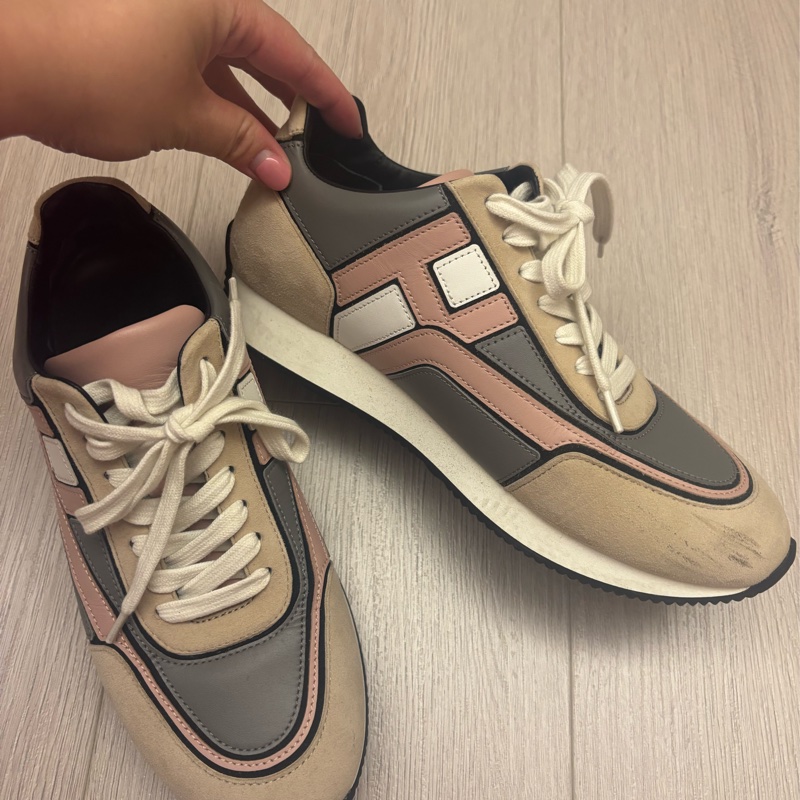 現貨商品 二手商品 Hermes 日本專櫃購入 正貨商品 經典灰粉色運動休閒鞋-2