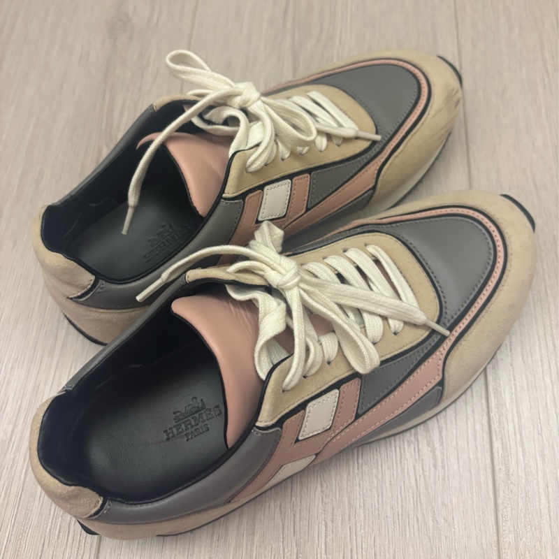現貨商品 二手商品 Hermes 日本專櫃購入 正貨商品 經典灰粉色運動休閒鞋-20