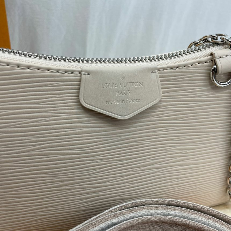 【包稅】LOUIS VUITTON M81239 Epi Easy Pouch On Strap 肩背包-2
