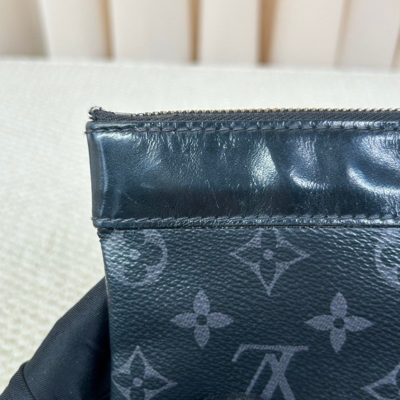 LV路易威登黑色老花洗漱包手拿包  容量大-14