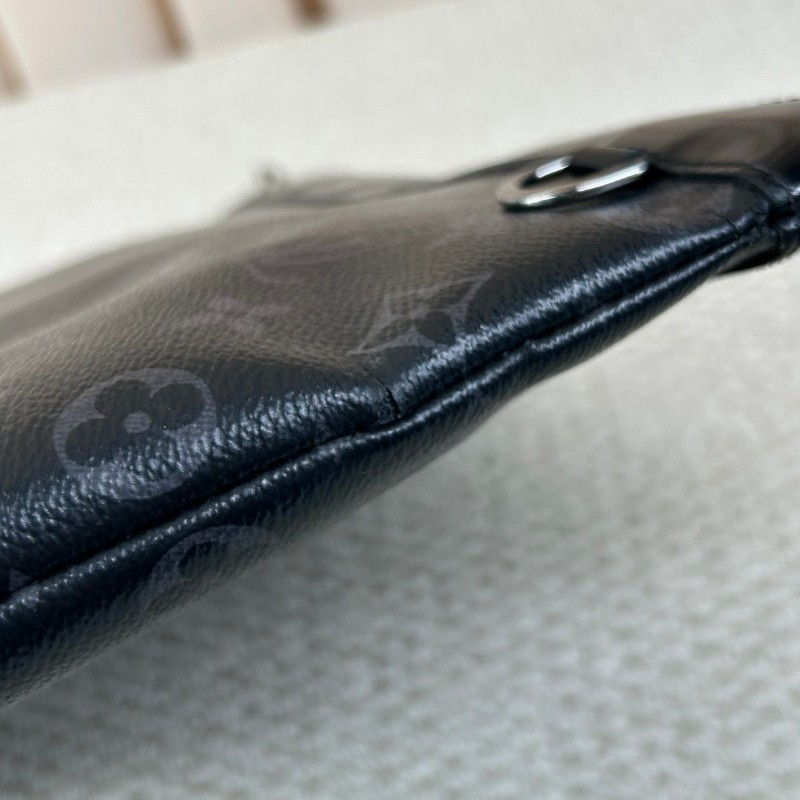 LV路易威登黑色老花洗漱包手拿包  容量大-20