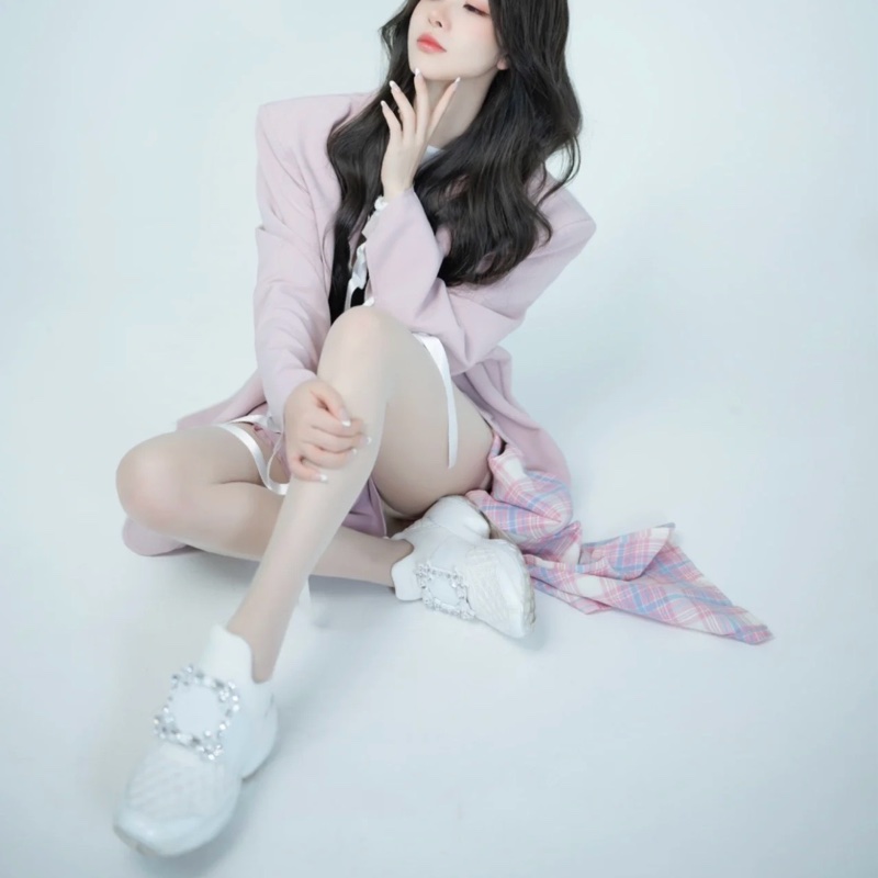 RV 鑽扣 運動鞋#36 37 37.5 38 好價💰-1