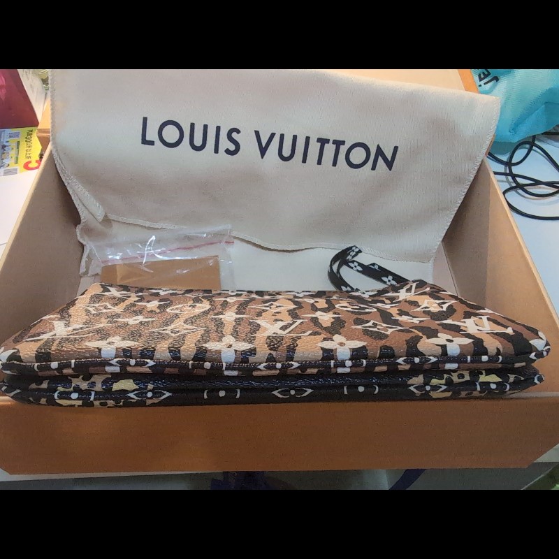 LV雙拉鍊叢林印花手提、側背包-3