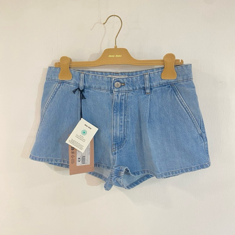 Miu Miu 牛仔短褲#42 好價💰-4