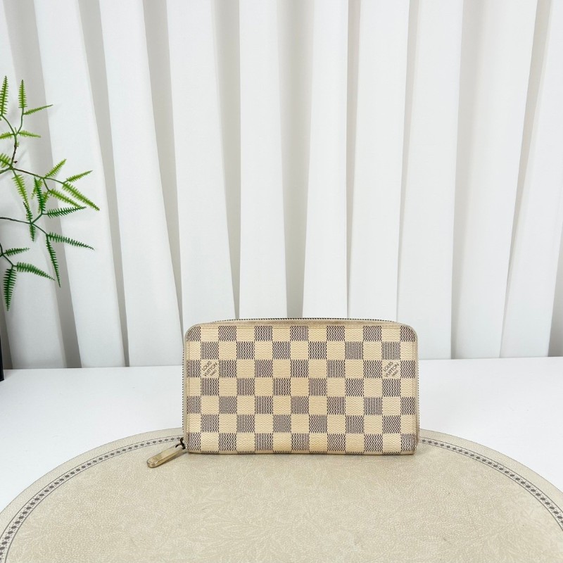 Lv路易威登 经典白色棋盘格长款拉链
钱包 手拿包 内里卡槽丰富 耐用耐造-0