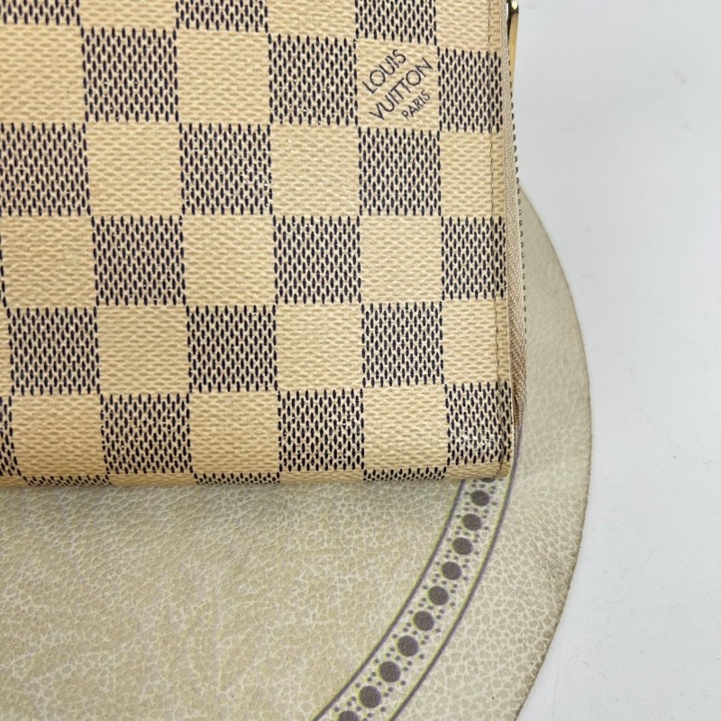 Lv路易威登 经典白色棋盘格长款拉链
钱包 手拿包 内里卡槽丰富 耐用耐造-7